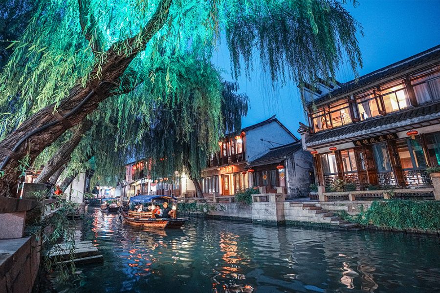 Shanghai Zhouzhuang Water Town Day Tour with Downtown Hotel Transfers