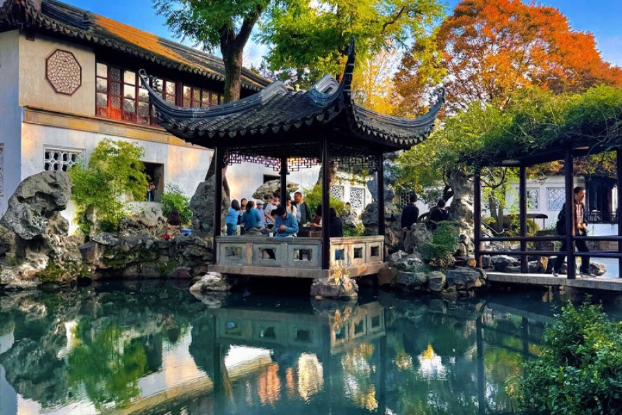 Shanghai Suzhou – Humble Administrator’s Garden – Pingjiang Road Pedestrian Street or Shantang Street Day Tour with Downtown Hotel Transfers
