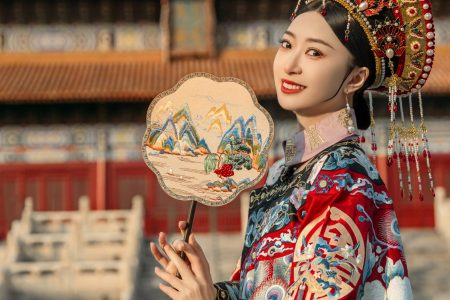“Eastern Beauty – A Journey Through Time: Traditional Chinese Costume Photography”