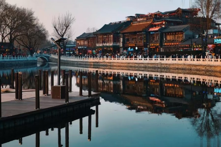Shichahai Hutong + Beijing Cuisine + Beer (Airport pick-up and drop-off service at Capital Airport )