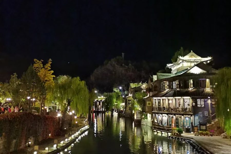 Car rental trip  of  The Great Wall at Simatai and Beijing wtown